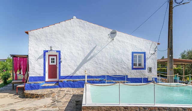 Apartment 'Casa Do Palheiro' with Mountain View, Shared Pool and Wi-Fi