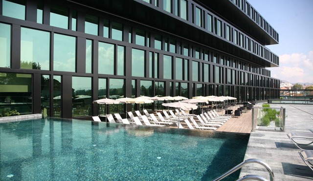 Axis Viana Business & SPA Hotel