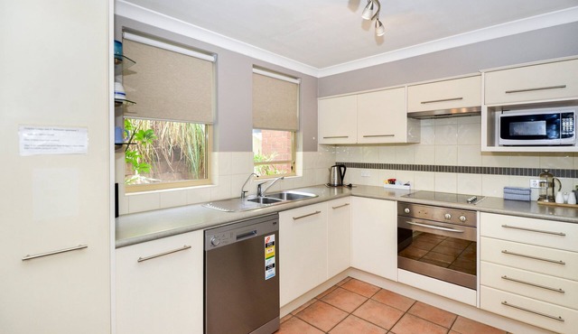 Balneaire/Monets Villas- 2 or 3 bedroom in Albany