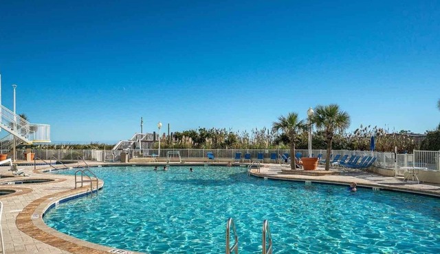 Beachfront Myrtle Beach Retreat, SeaWatch 2-Bedroom Condo + Amenities in Myrtle Beach