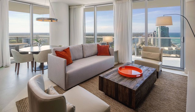 BeachFrontResort@Hyde CornerUnit OceanView in Hollywood