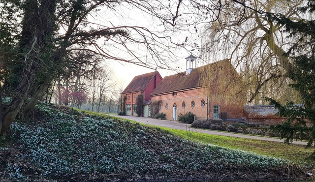 Belchamp Hall Hayloft and Stables, Belchamp Walter in Belchamp Walter