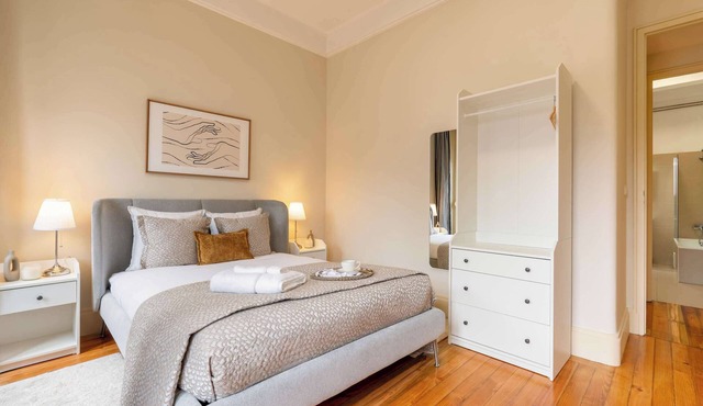 Bright Family Flat in Downtown Porto by HostWise