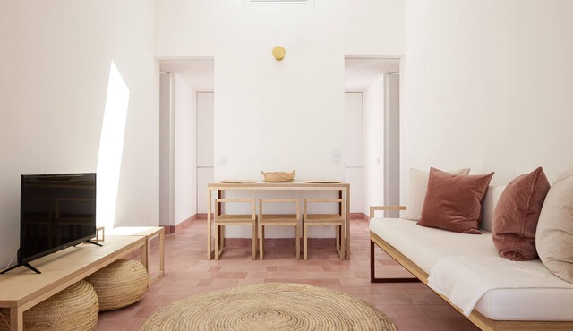 Casa 1923 · 2BR with Pool and Natural Light