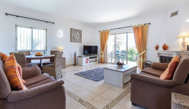 Casa Alandra - Balcony Apartment on Golf Resort