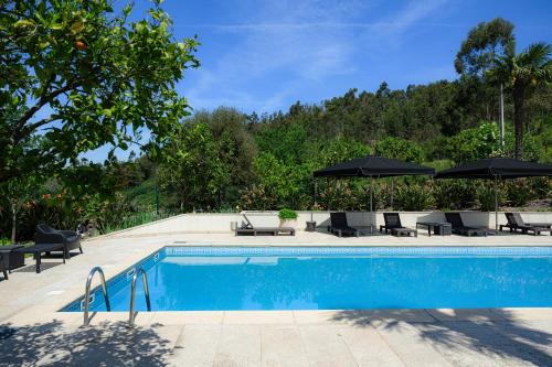 Casa Alto da Ribeira - Villa com Piscina Privada-10 Pessoas