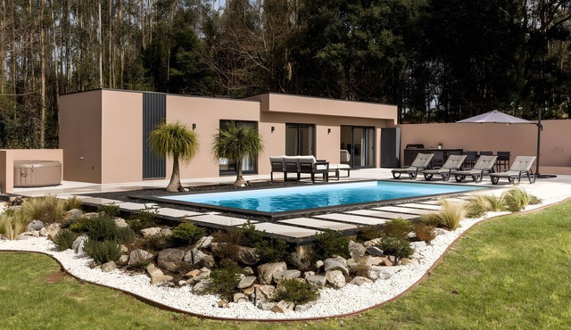 Casa D'avó Amália: Private Pool, Wi-Fi & Air Conditioning in Santa Maria da Feira