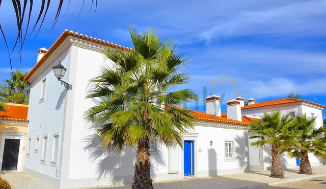 Casa d'el Rey - 2 bedroom townhouse in private condominium with 3 pools
