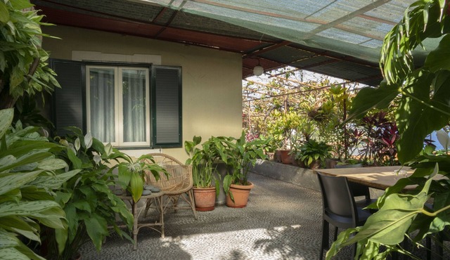 Chalet "Casa Do Boto" with Sea View, Private Terrace & Garden