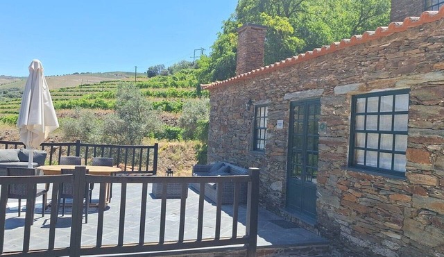 Chalet 'Quinta De S Jose - Turismo Rural' with Wi-Fi and Air Conditioning