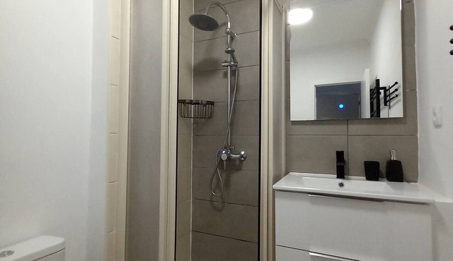 Charming 2-bedroom apartment in beautiful Peniche with WiFi