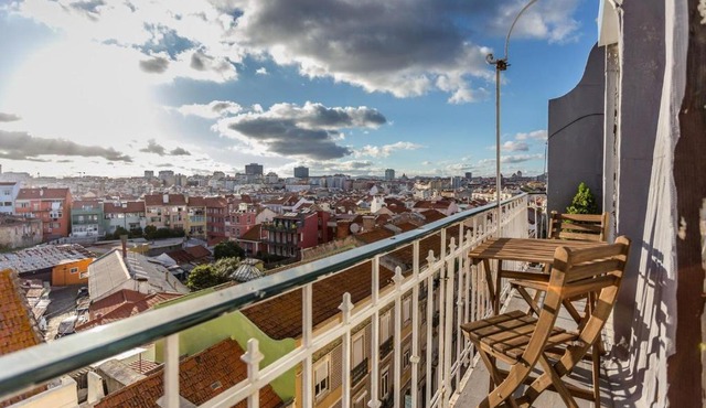 Charming flat with 2 bedrooms on Lisbon's 7th hill