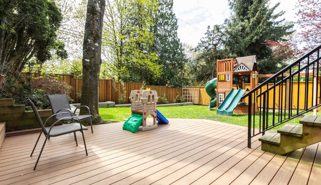 Charming Hideaway! Beautiful Yard & Private Office in Abbotsford