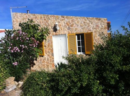 Charming house in Nazaré with terrace and parking