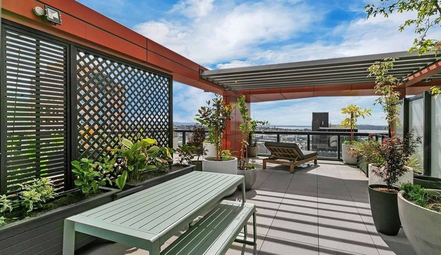 City and View Holiday Home in Auckland CBD