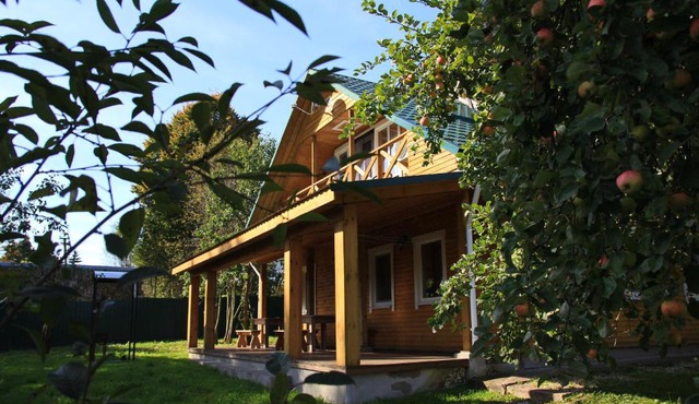 Cottage in Sharobyki in Pushkinskiye Gory