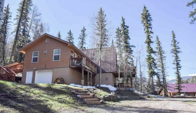Cozy Cabin in Red River