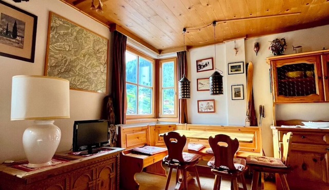 Cozy studio apartment in the center of the village in BZ