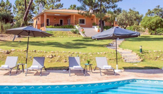 Do Pinhal by Interhome