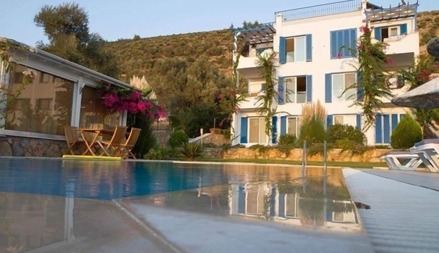Duplex apartment in villa with pool with wonderful view over Bodrum and Sea in Bodrum
