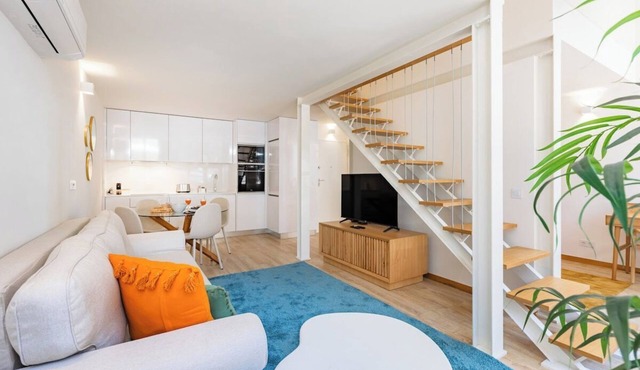 Duque de Saldanha Residences, Unit B