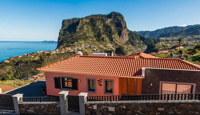 Elegantes Haus in Santana mit Garten und Grill by Interhome