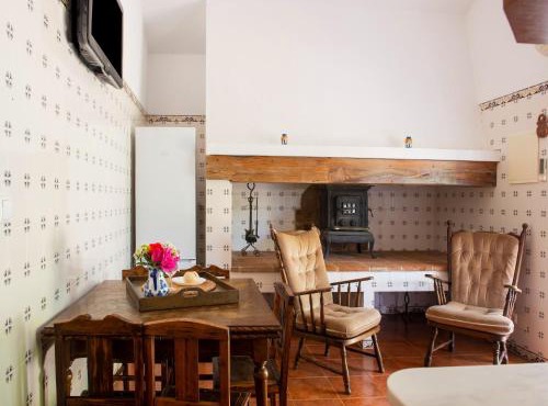 Farmhouse Dreams Explore and Relax