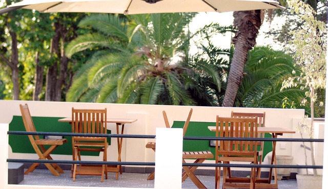 Funchal VILLA 3b1km sea/city WiFi, garden, garage, etc SEE CONDITIONS 2026 AL402