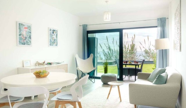 GuestReady - Cliff residence with sea views