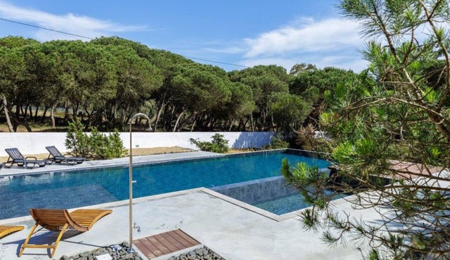 Holiday Home 'Forest Village' with Mountain View, Shared Pool and Wi-Fi
