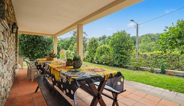 Holiday Home 'Casa Da Giesta' with Mountain View, Shared Terrace and Wi-Fi