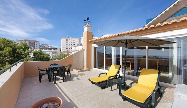 Holiday Home 'My Friendly House' with Sea View, Wi-Fi and Air Conditioning