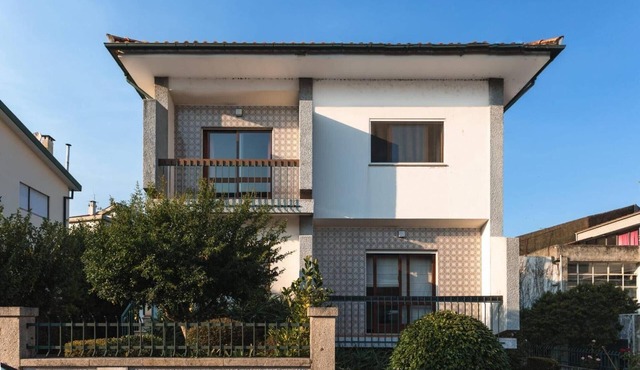 Holiday Home 'Vez' with Mountain View, Private Garden and Wi-Fi