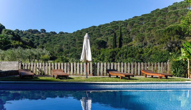 Homerez - Amazing house for 6 ppl. with shared pool and terrace at Porto de Mós