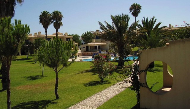 Homerez - House in Alvor with pool