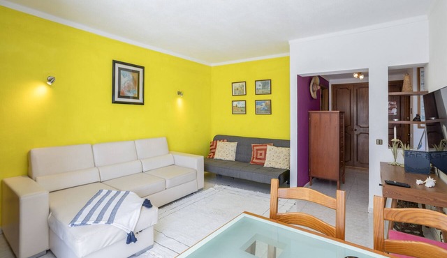 Hopstays - Albufeira Salgados Sailor House