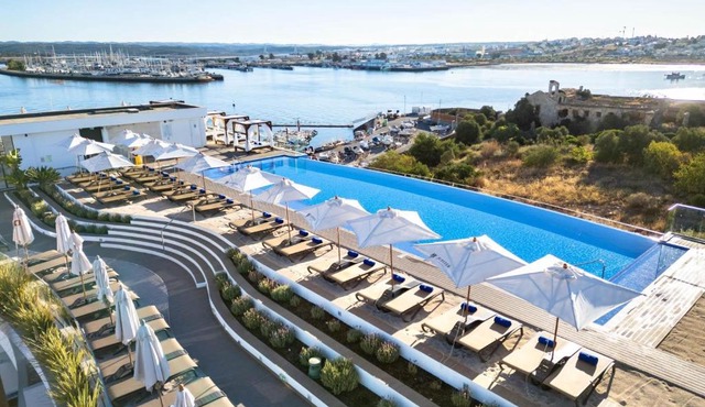 Jupiter Marina Hotel - Couples & Spa