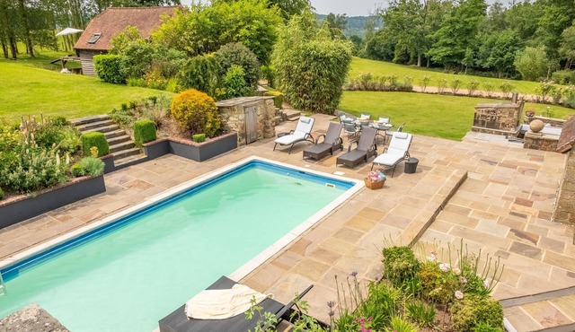 Kidds Hill Farm - a beautiful house sleeping 10 guests in 5 bedrooms in Colemans Hatch