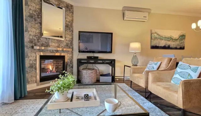 LE CHAMPLAIN CONDO 104, in BROMONT, View on the Pool and Mountain, CITQ#248205 in Bromont