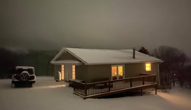 Lucy's Mountain View in Cedar Bluff