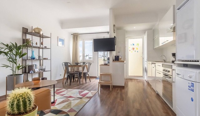 LV Premier AM2- terrace, view, AC, lift, BBQ