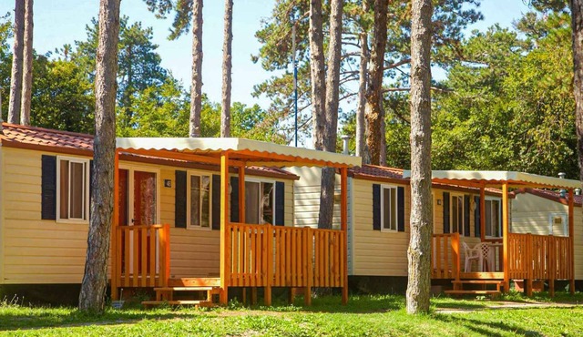 Mobile home with pool in Duino-Aurisina