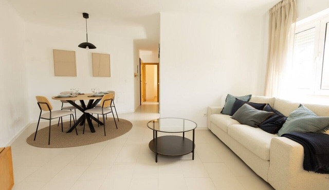 Modern Haven in Amadora