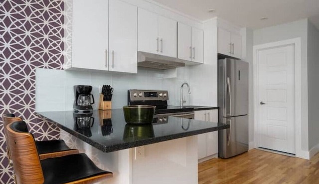 Modern Stunning Studio - Le Plateau in Montréal