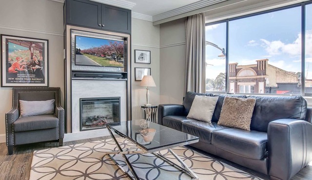Mountain Retreat, Steps from Train Station in Katoomba
