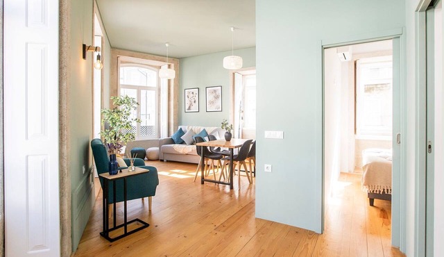 Mouzinho 1BR w/AC in City Center by LovelyStay