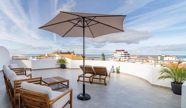 Ocean View Penthouse Studio with 70m2 PrivateTerrace