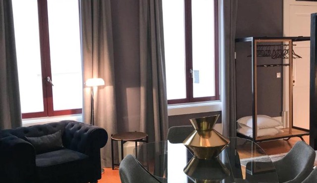 Oporto Chic & Cozy - Flores