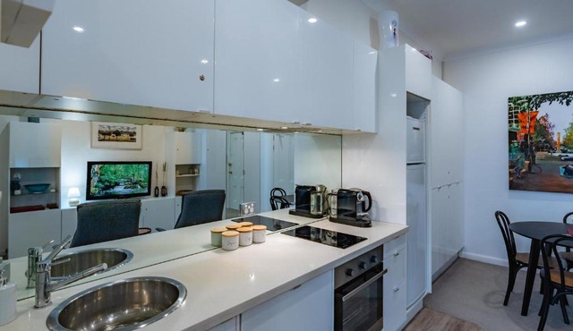 Oversized Potts Point Studio in Sydney