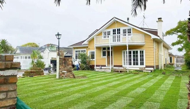 Parakai Geothermal Motel in Auckland